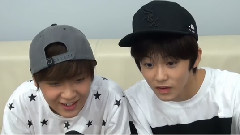 Mark & Donghyuck 觀看MV < Happiness >時的反應
