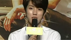 Mnet Wide News 優賢&成烈 Cut