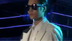 走秀后臺