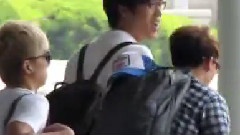 韓國機場表演賽跑