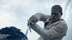 電影 <亞瑟王:圓桌騎士> 首款預告