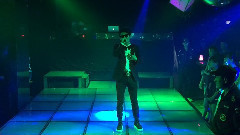 演員