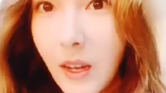 杰西卡更新自拍一則