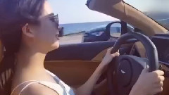 正直忙內開車視頻一則