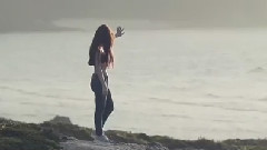純