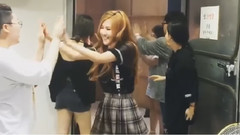 BLACKPINK - INS 更新 初次舞臺的眼淚
