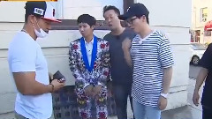 樸明秀快手扒走鐘國錢包