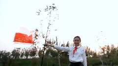 倪夕婷 - 紅旗飄飄