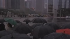 忘記他