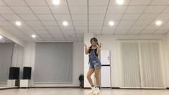 優雅地(like OOH AHH)舞蹈模仿