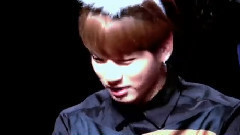 鼻子有點癢的Jung Kook