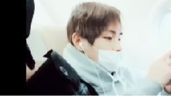 樸智旻更新推特:v v v v v v