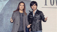 跟自己合唱 & 媒體群訪