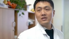 身邊人-蹲點八個月,他在醫院拍下了什么,讓無數人落淚