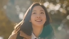 只有她的笑聲
