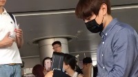 王青 - 王青成都機場送機