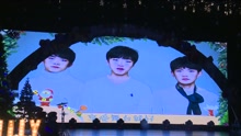 TFBOYS - TFBOYS為TF家族圣誕夜送VCR