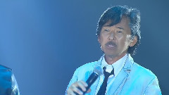 邁步向前