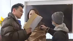 電視劇<放棄我抓緊我>幕后花絮:喬恩扮唐僧逗笑王凱