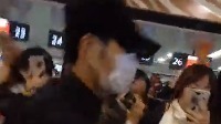 王嘉爾上海飛長沙送機