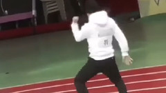 在場內金泰亨跳Own It