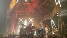 Bonnie Tyler - Holding Out For A Hero (Top of the Pops 1985)