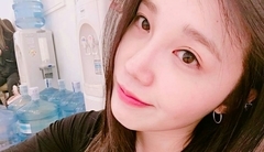 不會撒嬌的女漢子吃播放送