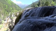 九寨瀑布風光
