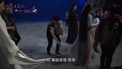 桃花大爆料:鳳九東華雨中漫步