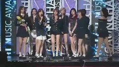 音源部門7月年度歌手 - 第六屆GAON Chart頒獎禮現場版17/02/22