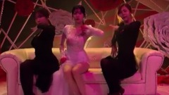 光腳展現誘人舞蹈:韓國Sunmi李宣美UMAX