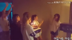I.O.I為金世正慶生