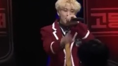 Mnet高等rapper馬克表演cut