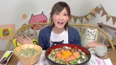 木下大胃王:三文魚蓋澆飯+味增湯(4千克 5270千卡)