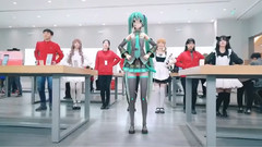 初音與女粉絲尬舞視頻實錄