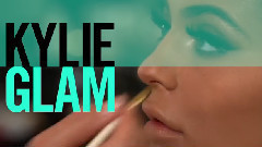 Kylie Jenner18歲生日妝容大揭秘!