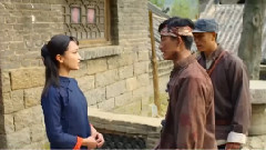 電視劇<紅高粱>九兒拜托俊杰照顧占鰲 歸還定情戒指