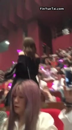 秀英&徐玄&Tiffany&Yuri入場