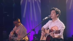 李健歌手混剪版深情彈 骨灰級教科書學起來