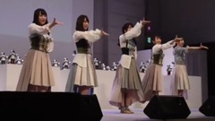AKB48xヒト型ロボット"戀するフォーチュンクッキー"コラボ "週刊ロビ 創刊記念イベント"