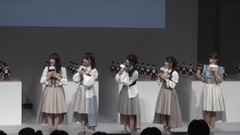 橫山由依らも驚き!"Robi48"が"LOVE TRIP"のハイレベルダンスに挑戦! "週刊 ロビ2"創刊記念イベント3
