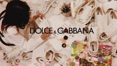 #DGSneakers 由我們的工匠畫家畫