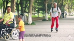 更蘇州-8旬老爺子玩輪滑,帥到炸裂,90后都不是他的對手!