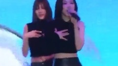 kpop愛豆對舞臺突發狀況的反應 part2