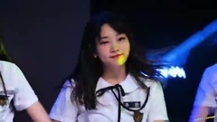 和我交往嗎