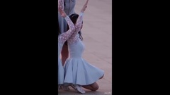 和我交往嗎
