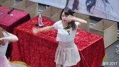 和我交往嗎