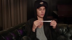 Justin Bieber - JustinBieber的魚缸趣味問答:我正在變得更好
