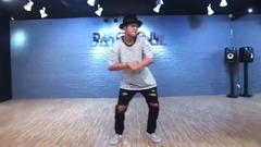 跳舞~就是ㄧ件很快樂的事!