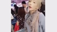 少女時代,太妍(少女時代),徐玄(少女時代) - 給忙內系鞋的男友泰